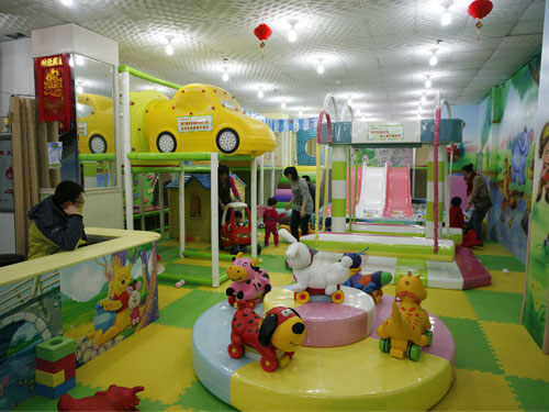 FY105兒童淘氣堡游樂設備