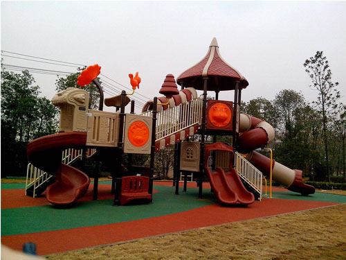 爵世名邸戶外游樂設(shè)施