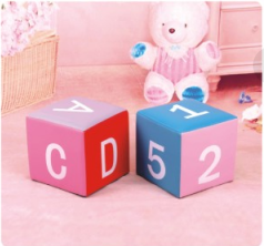 數(shù)字字母坐凳