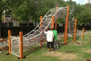 小區健身器材，兒童游樂設施，epdm橡膠地面，幼兒園桌椅，硅pu球場